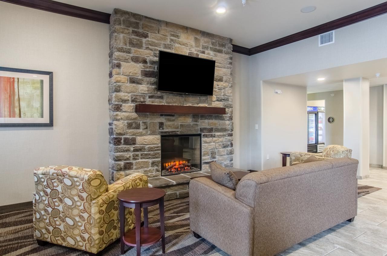 Hotel Cobblestone & -