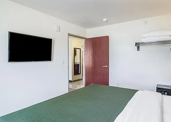 Cobblestone Inn&Suites - Guernsey
