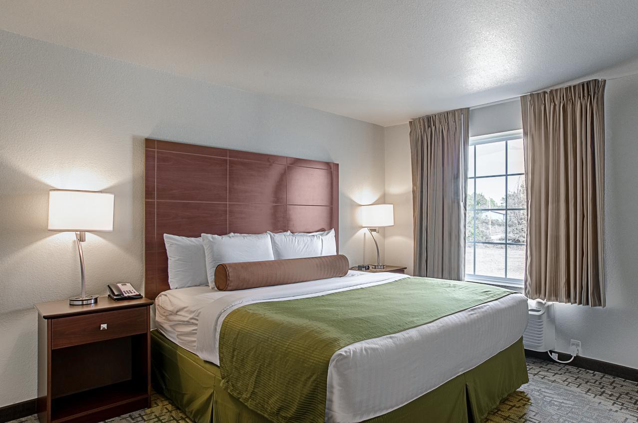 Cobblestone Inn&suites - 2* Guernsey