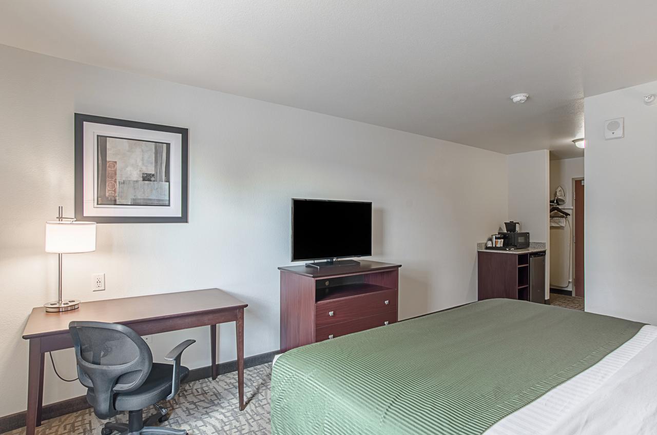Hotel Cobblestone Inn&suites - Guernsey