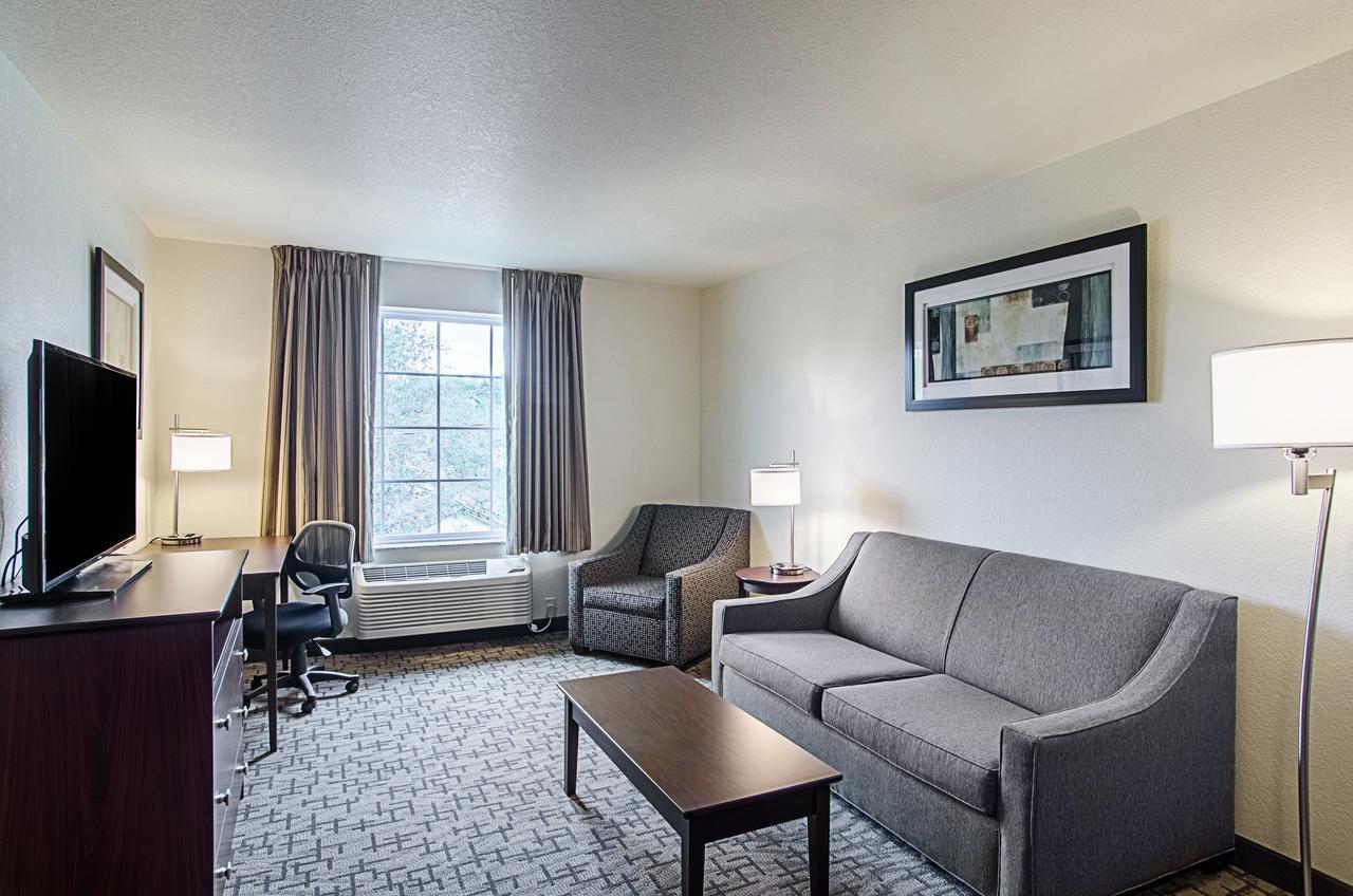 Cobblestone Inn&suites -